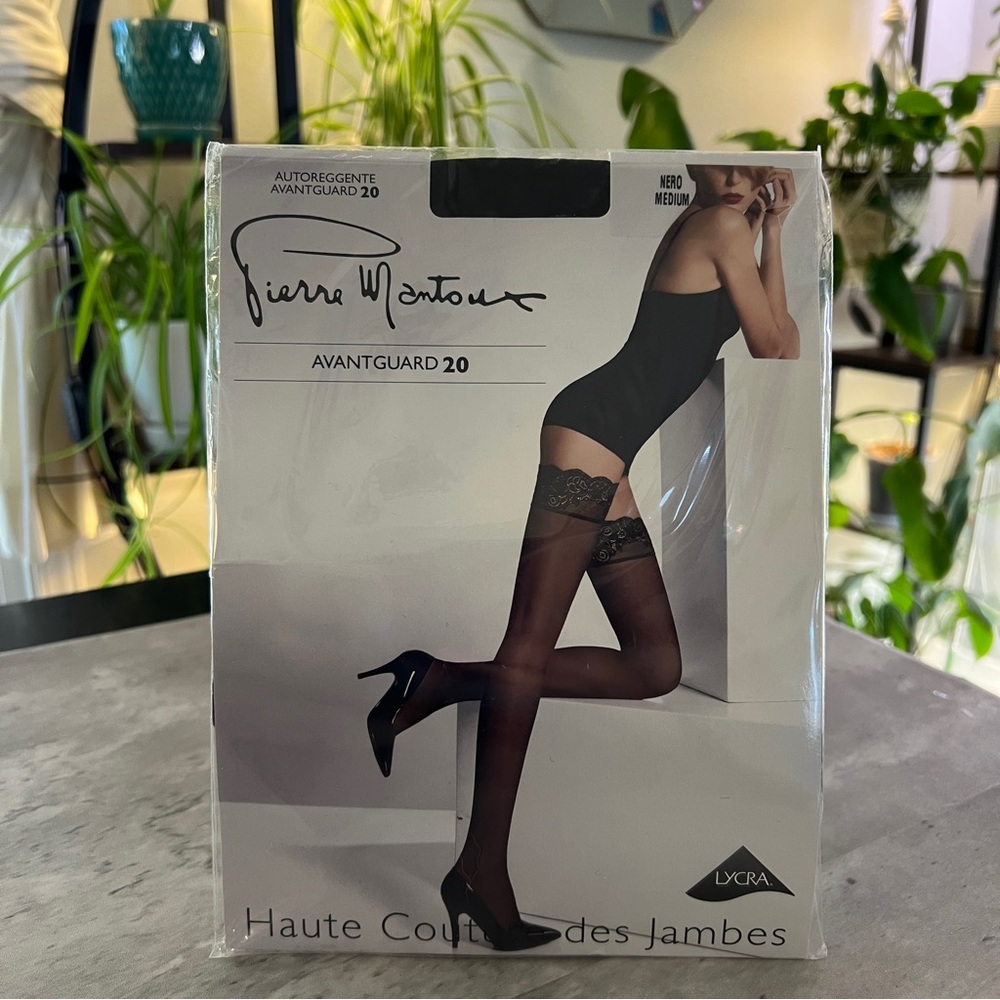 Pierre Mantoux Black Sheer Stocking Hold Ups. Made in Italy. Women’s Medium.